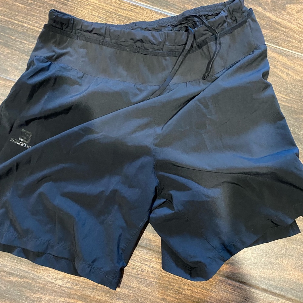 Black Salomon short L
